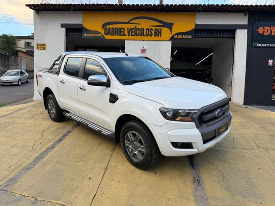 FORD RANGER 2.2 XLS 4X4 CD 16V DIESEL 4P MANUAL